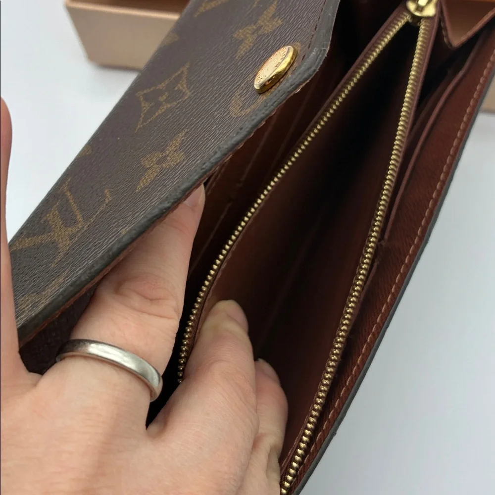 Louis Vuitton Brown Sarah envelope style Monogram Women's Wallet with box